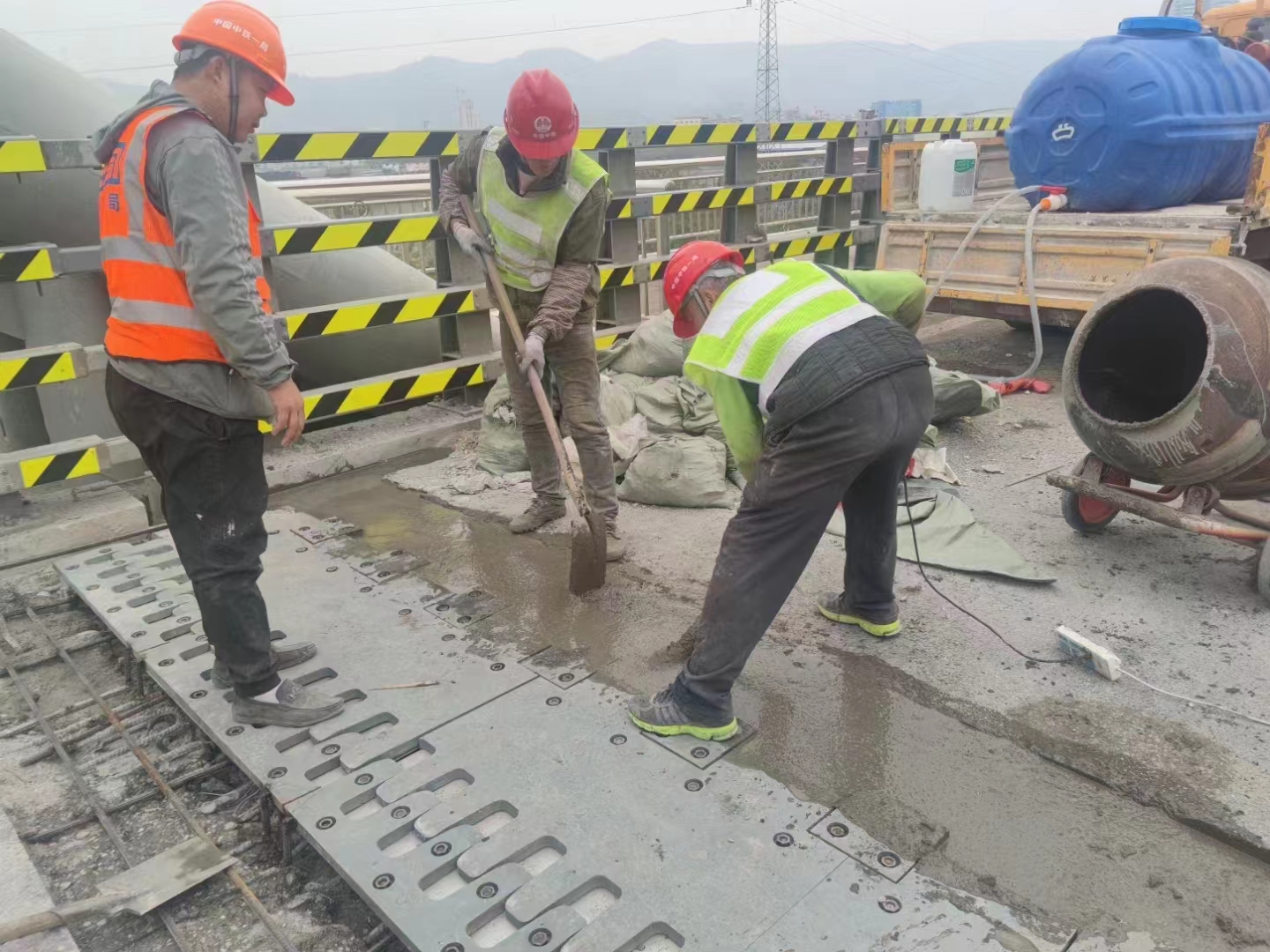 天津桥梁道路伸缩缝起到什么作用